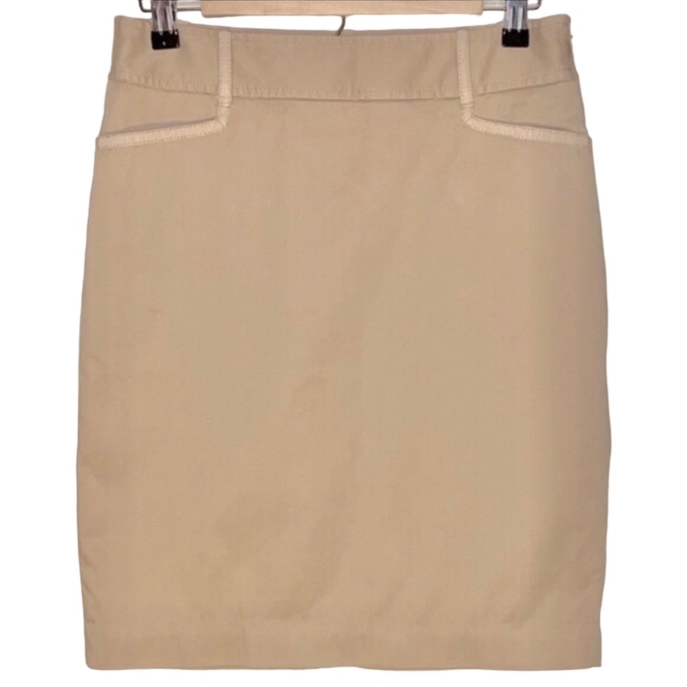 White House Black Market Two-tone Tan Pencil Skirt with Pockets and Belt Loops